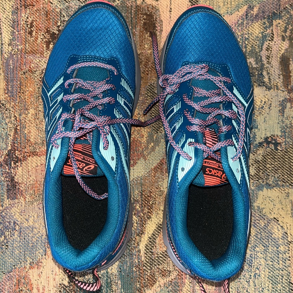 Oasics shoes